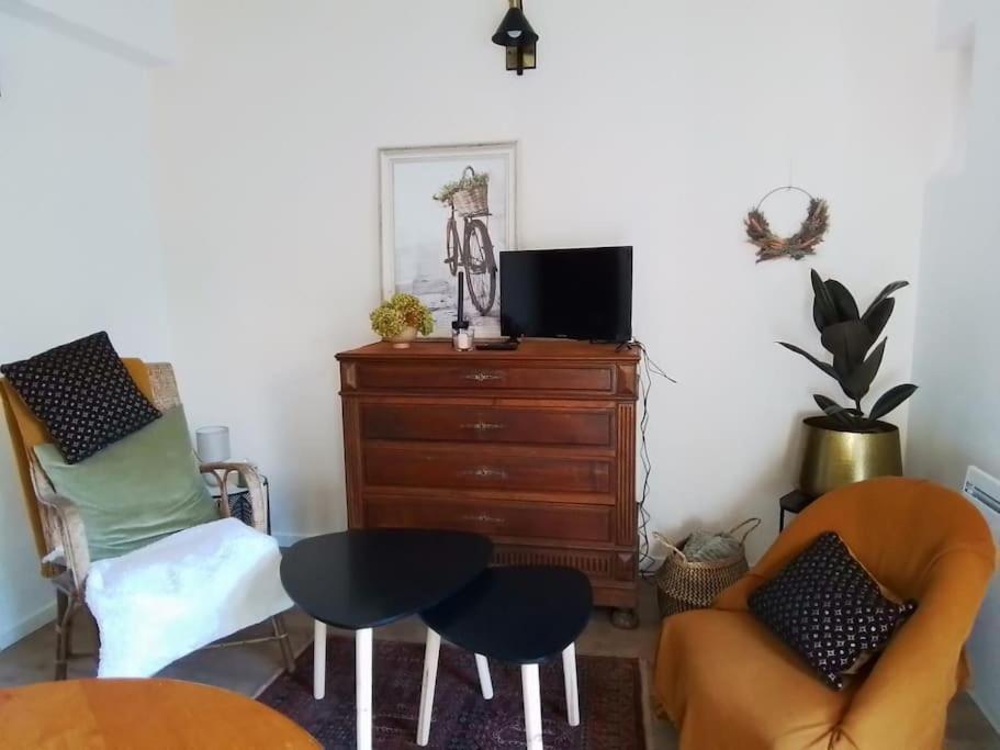 Charmante Petite Maison Vieux  エクステリア 写真